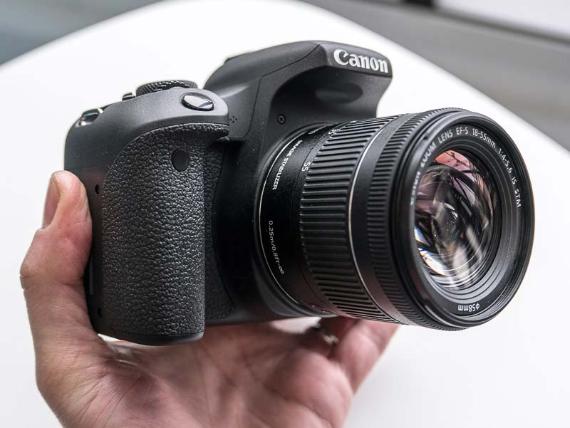 Canon EOS 800D 9