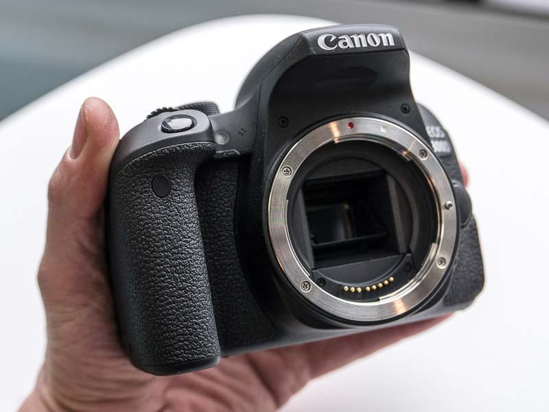 Canon EOS 800D 12