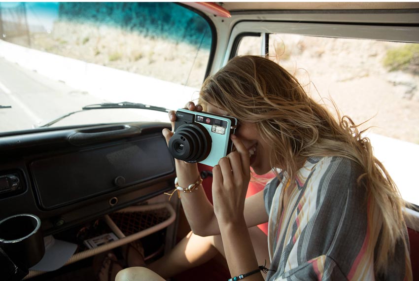 Leica Sofort 4