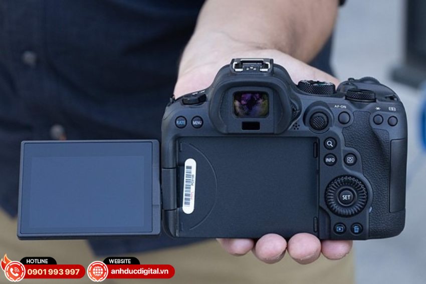 Kính ngắm và màn hình LCD của Canon R6 II