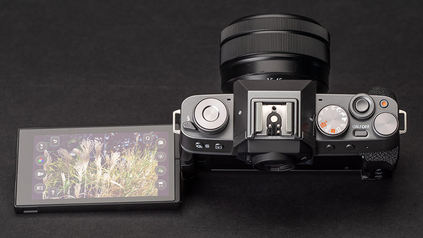 Fujifilm X-T200 6