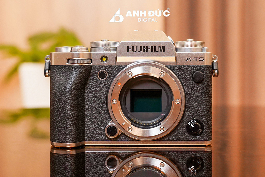Fujifilm X-T5 43