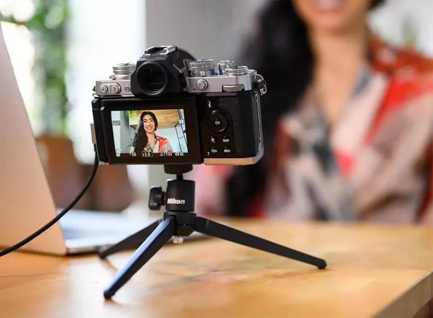 Máy Nikon Z FC