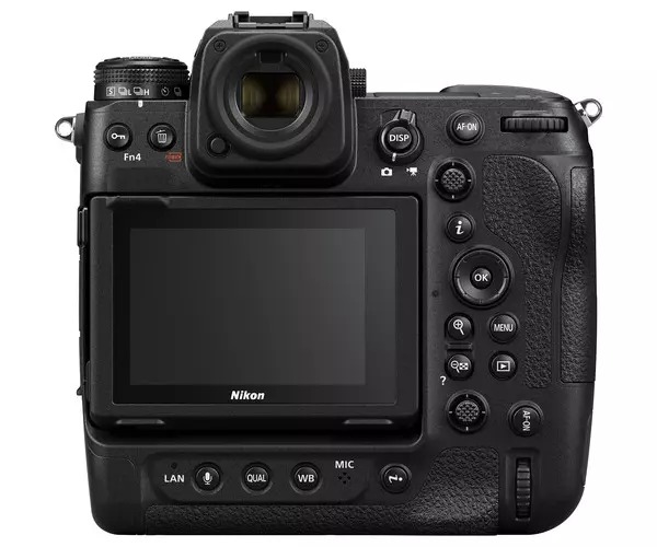 Nikon Z 9  06