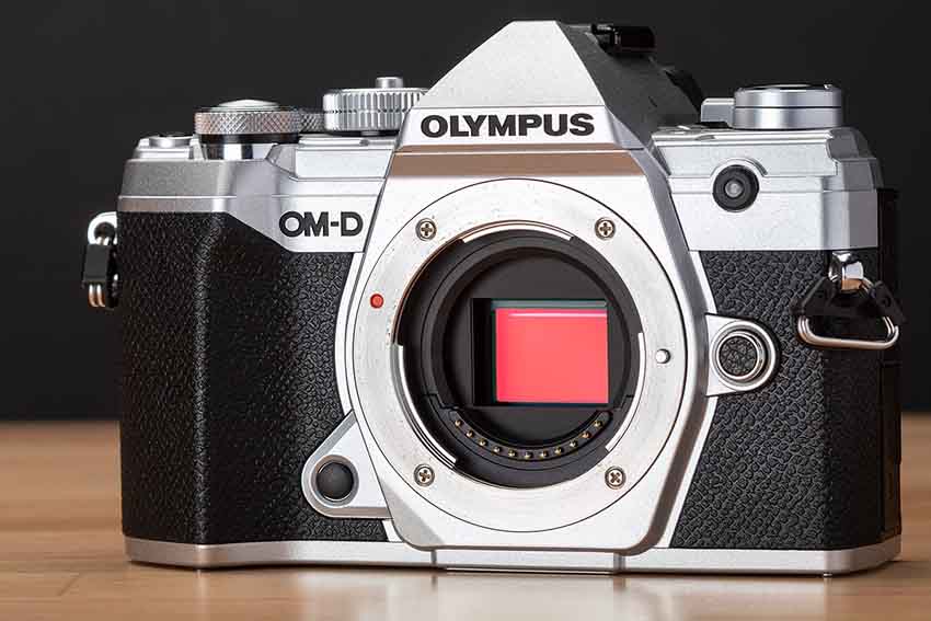 Olympus OM-D E-M5 Mark III 2