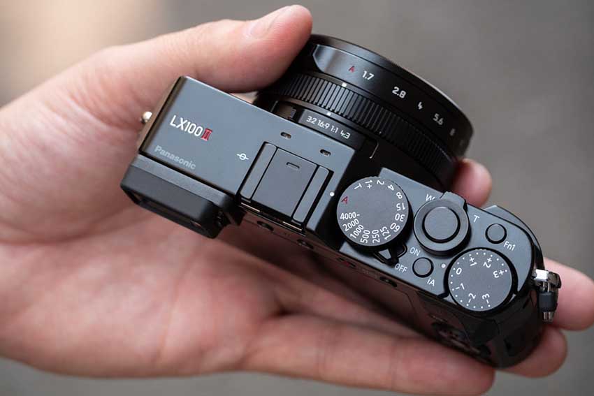 Panasonic Lumix DC-LX100 II 11