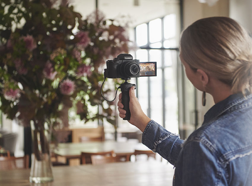 Panasonic Lumix G100