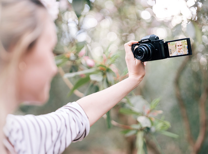 Panasonic Lumix G100 03