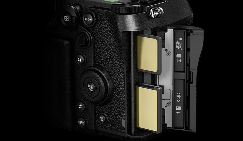 Panasonic Lumix S1 3\