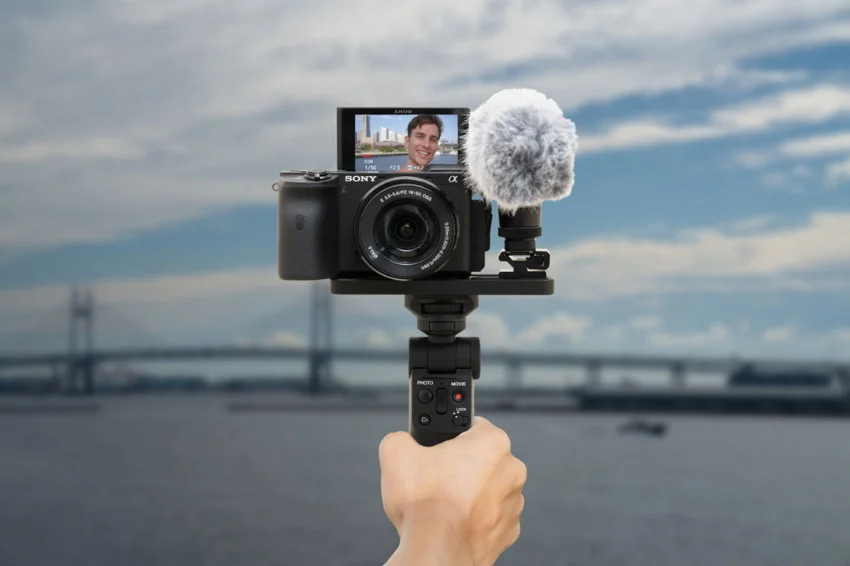 Sony GP-VPT2BT l&agrave; b&aacute;ng tay cầm Bluetooth đa năng gi&uacute;p tăng độ ổn định khi chụp ảnh, quay video