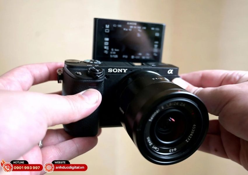 Thiết kế phù hợp quay vlog và selfie