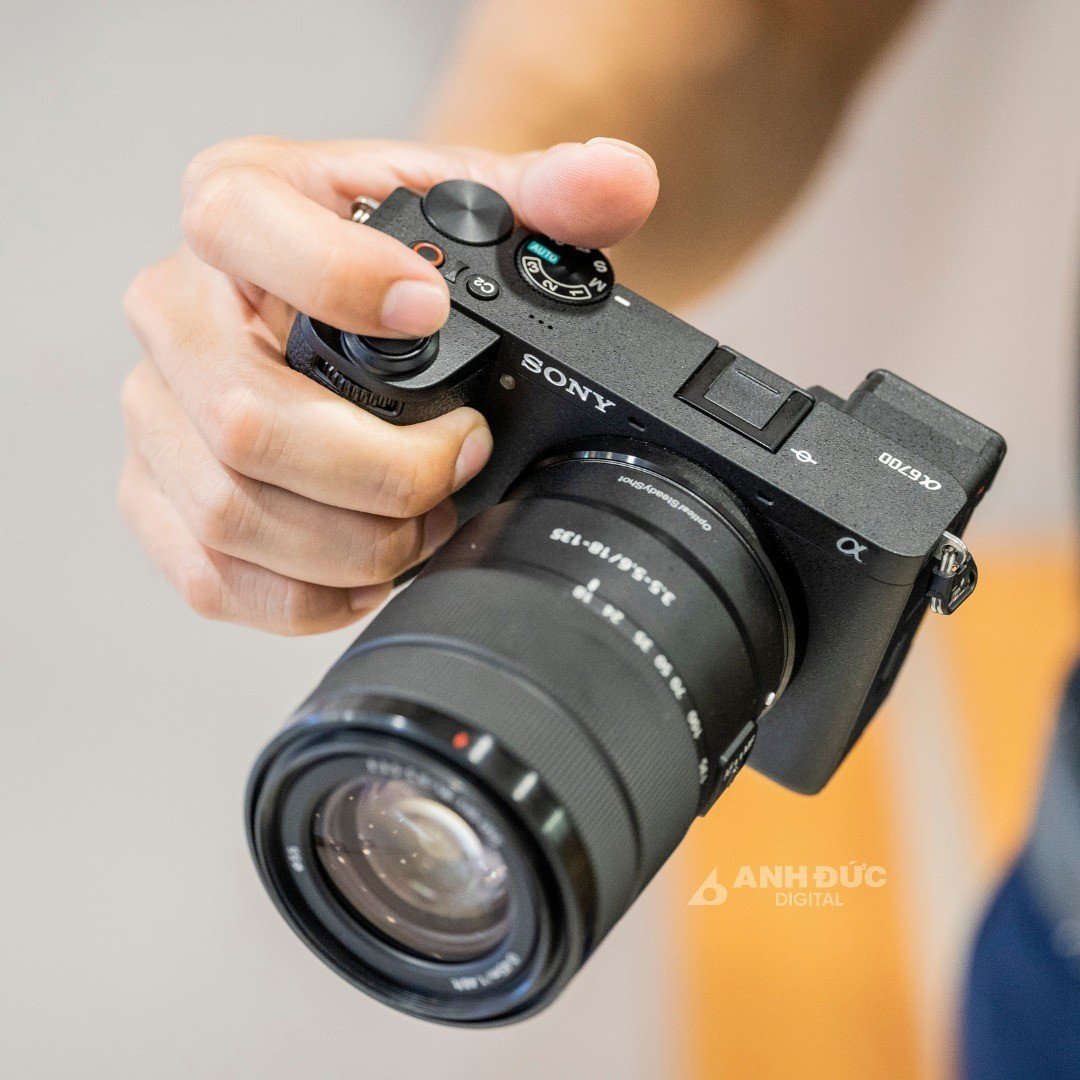 Sony Alpha A6700 03