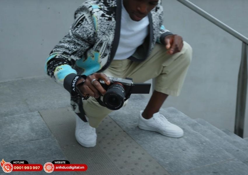 AI phơi s&aacute;ng th&ocirc;ng minh Sony A7C II