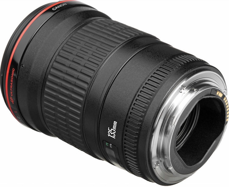 Canon EF 135mm f/2 L USM 2