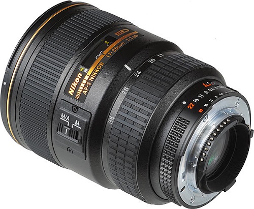 Nikon AF- S Nikkor 17-35mm f/2.8D IF ED 3