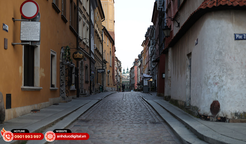 Ống kính Canon RF 50mm f1.4L VCM 21