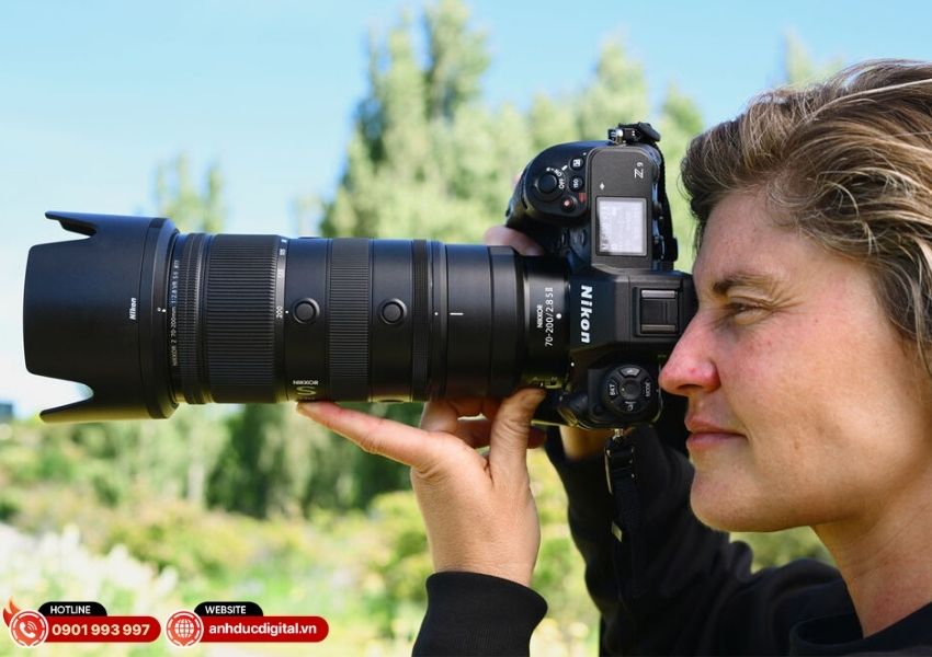 Nikon NIKKOR Z 70-200mm f/2.8 VR S II thiết kế nhỏ gọn 998g