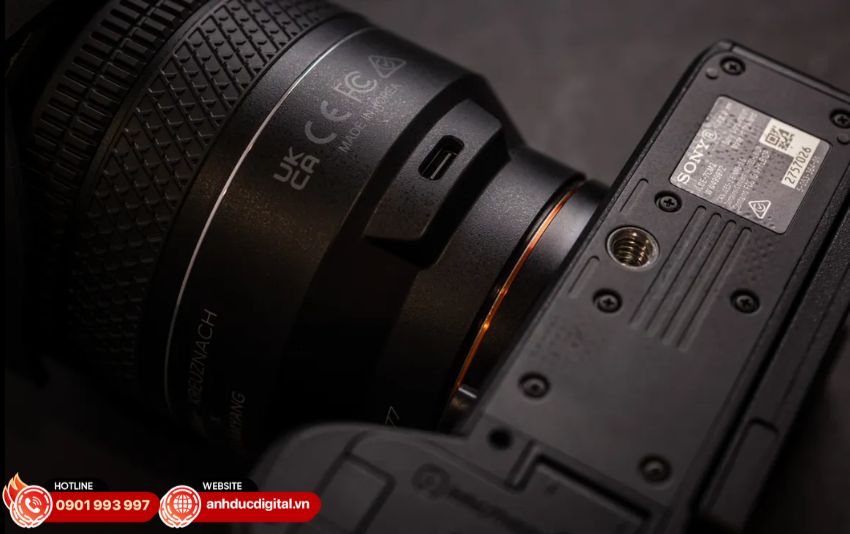 ong-kinh-samyang-schneider-kreuznach-af-14-24mm-f28-fe (4)