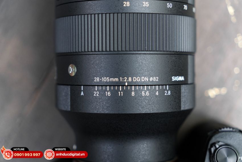 ong-kinh-sigma-28-105mm-f28-50