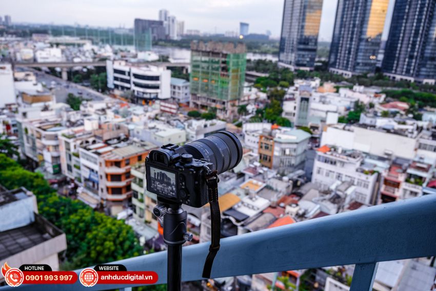 ong-kinh-sigma-28-105mm-f28-73