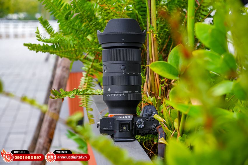 ong-kinh-sigma-28-105mm-f28-77