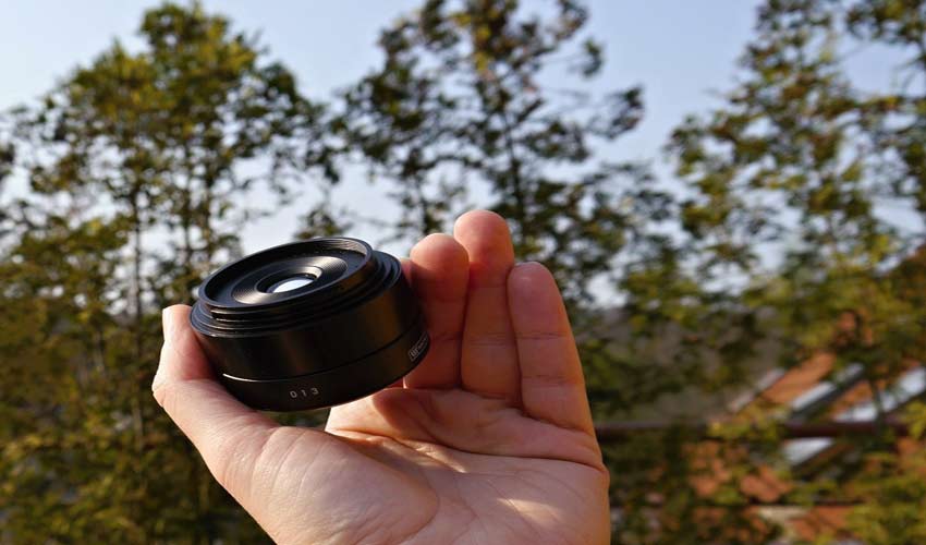 Sigma 30mm f2.8 DN Art 01