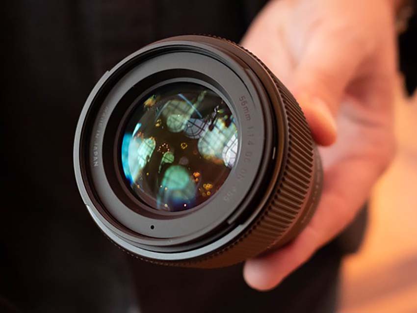 Sigma 56mm f1.4 DC DN Contemporary 03
