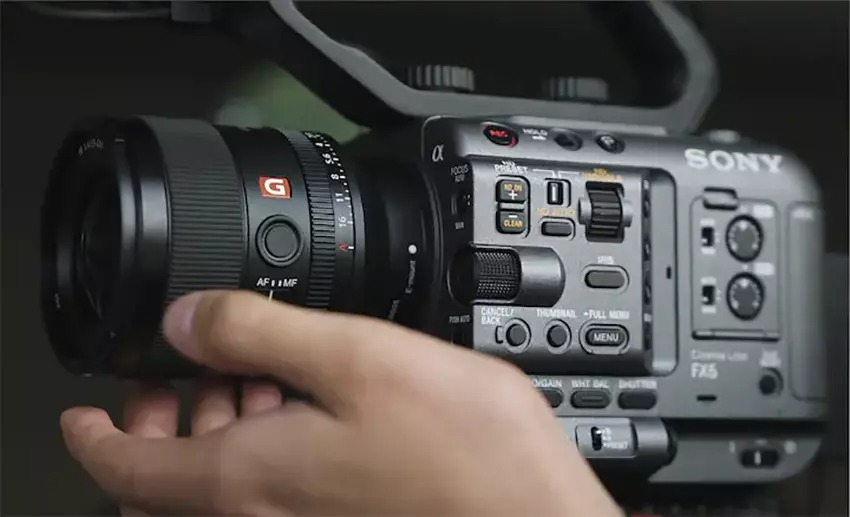 Sony E 10-20mm f/4 PZ G 3
