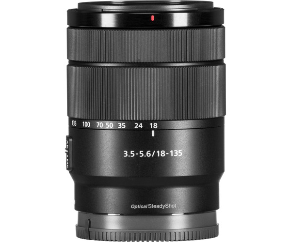 Sony E 18-135mm f3.5-5.6 OSS 05-1