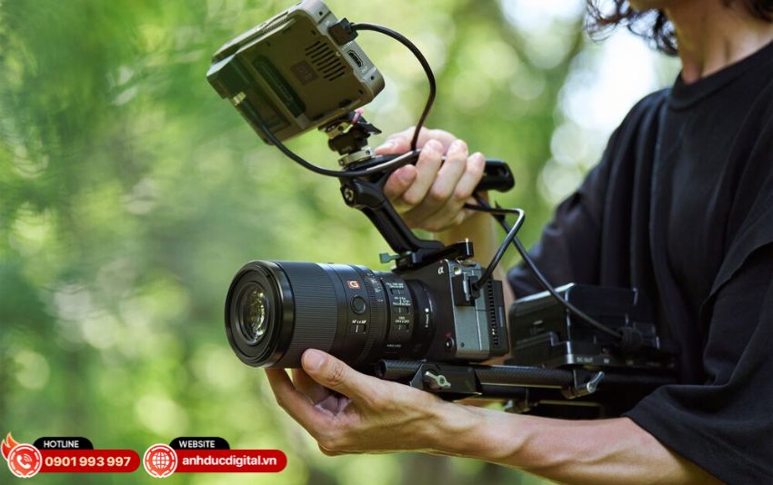 Sony FE 100mm f/2.8 Macro GM OSS tạo ra hiệu ứng bokeh mượt mà