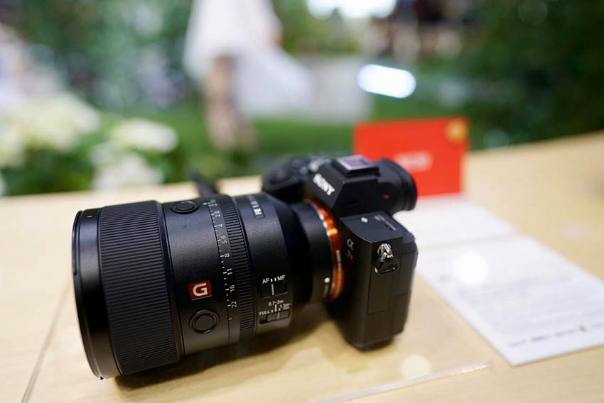 Sony FE 135mm f1.8 GM 02