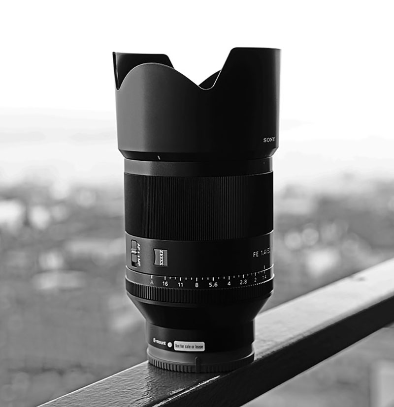 Sony Planar T* FE 50mm f/1.4 ZA