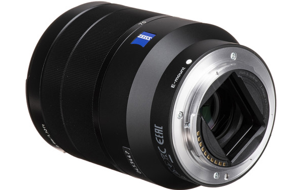 Sony Vario-Tessar T FE 24-70mm f4 ZA OSS 04