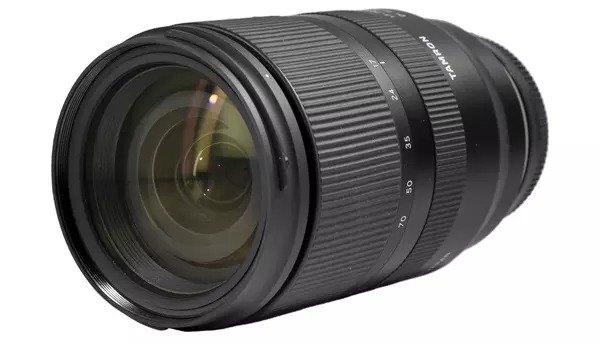 Tamron 17-70mm f/2.8 Di III-A VC RXD 4