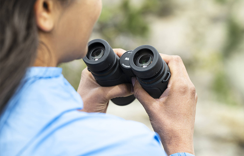 Nikon Prostaff P7 09