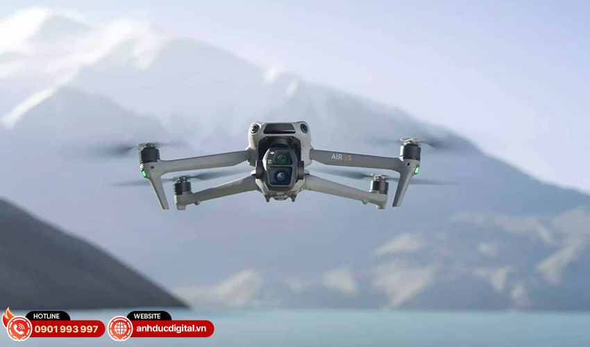 DJI Air 3S 21