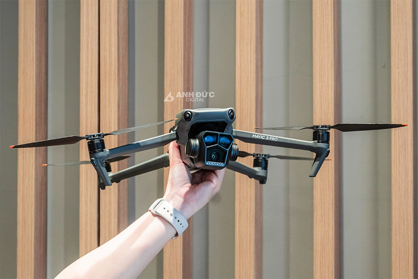 DJI Mavic 3 Pro 25