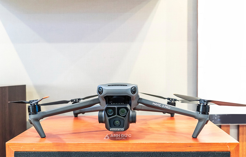 DJI Mavic 3 Pro 26