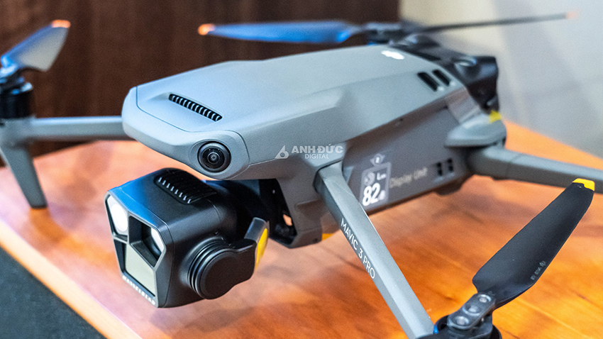 DJI Mavic 3 Pro 28