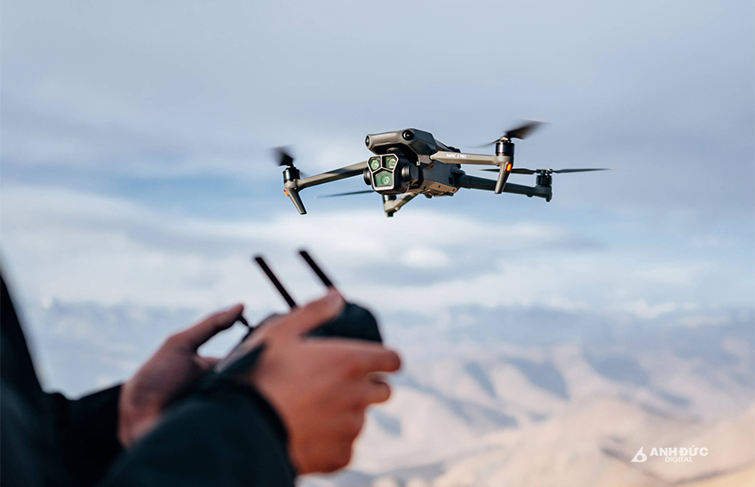DJI Mavic 3 Pro 34