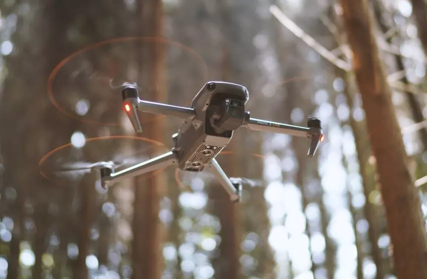 Mavic 3 Cine Premium Combo 05