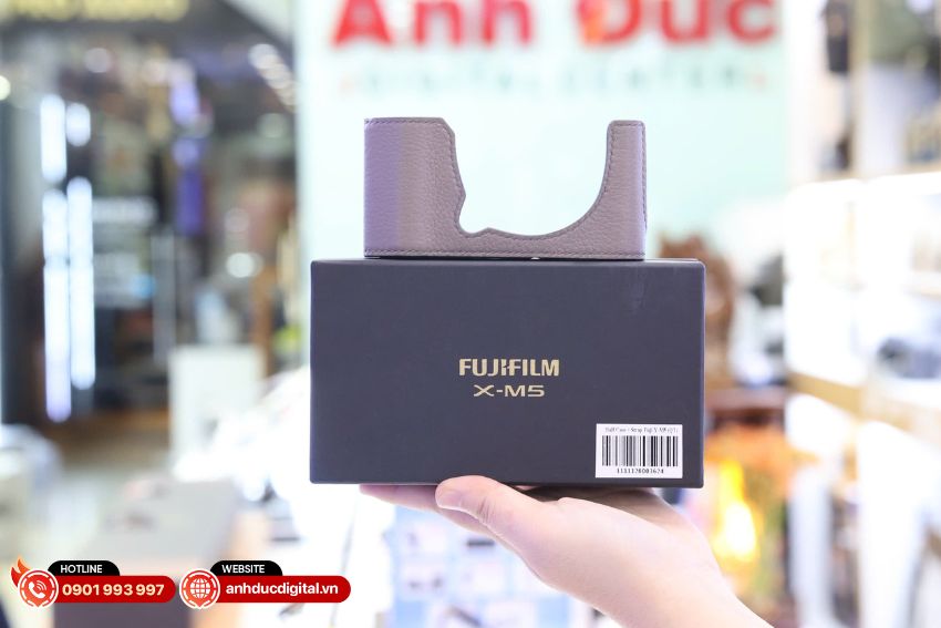 half-case-strap-fuji-x-m5 (1)