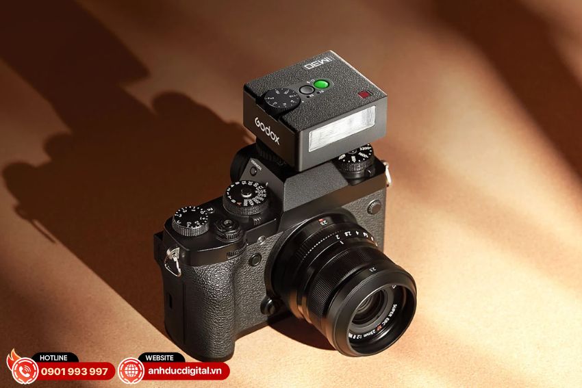 ảnh chụp thực tế đèn Flash mini Godox - iM30