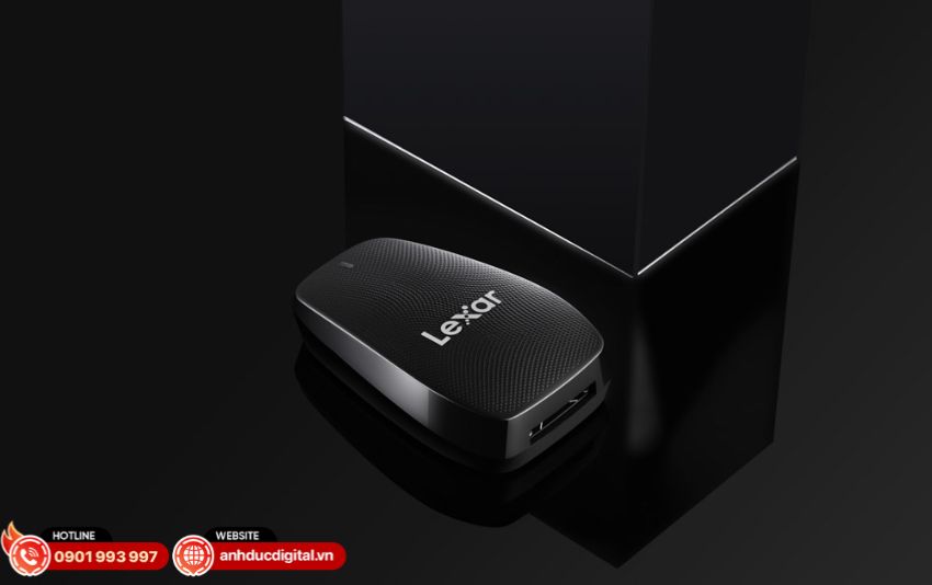 Lexar Professional CFexpress USB 3.2 Gen 2x2