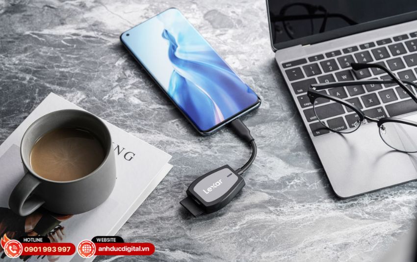 đầu đọc thẻ Lexar Professional USB-C Dual-Slot Reader