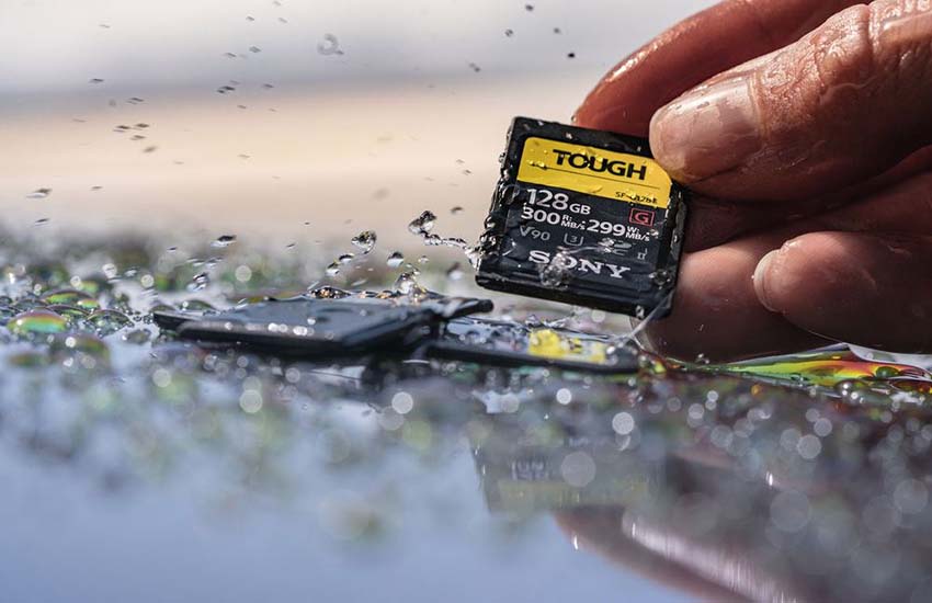 Sony SF-G Tough UHS-II SDXC 128gb 06-1