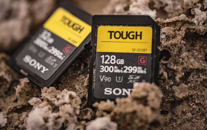 Sony SF-G Tough UHS-II SDXC 128gb 07-1