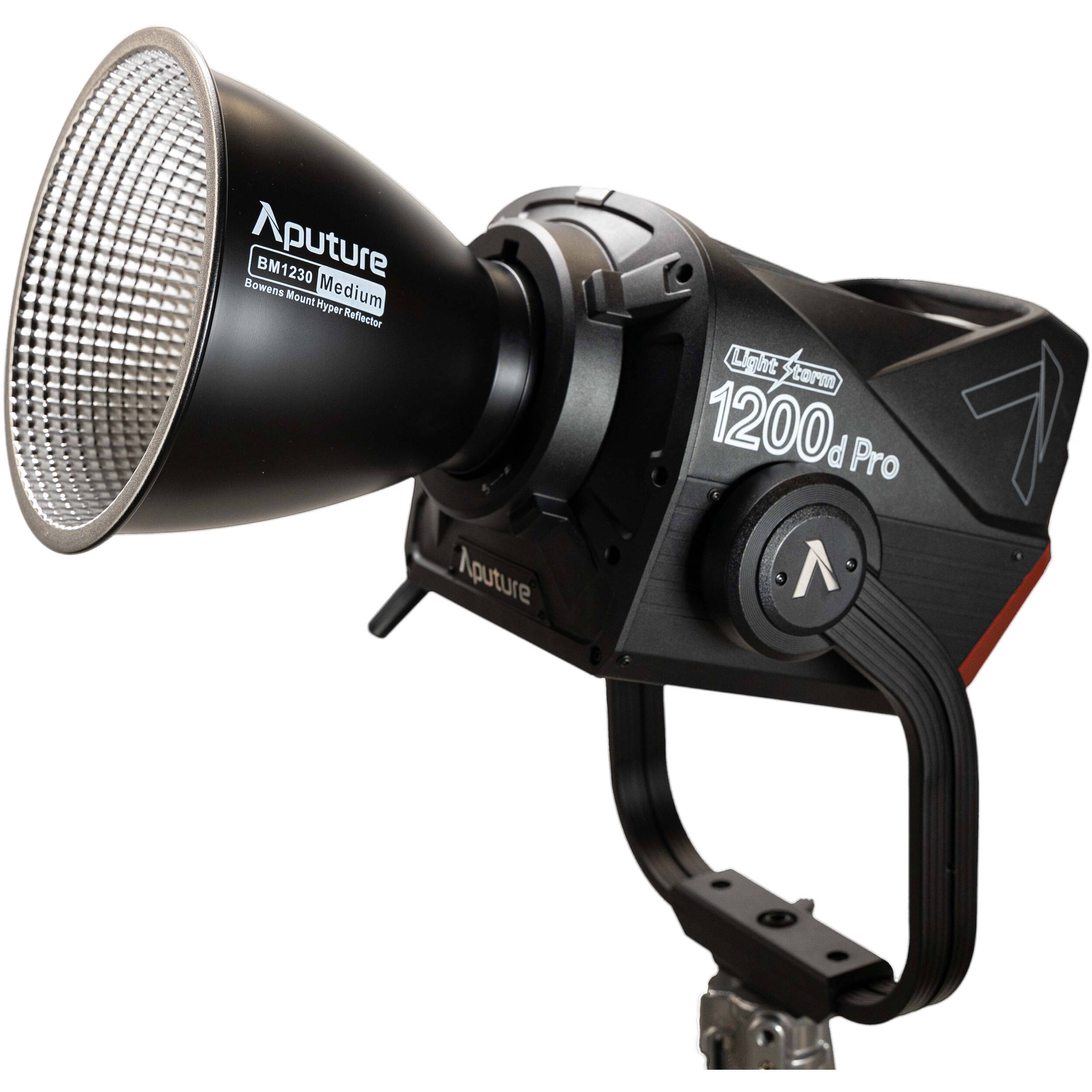 Đèn LED Aputure LS 1200d Pro 13