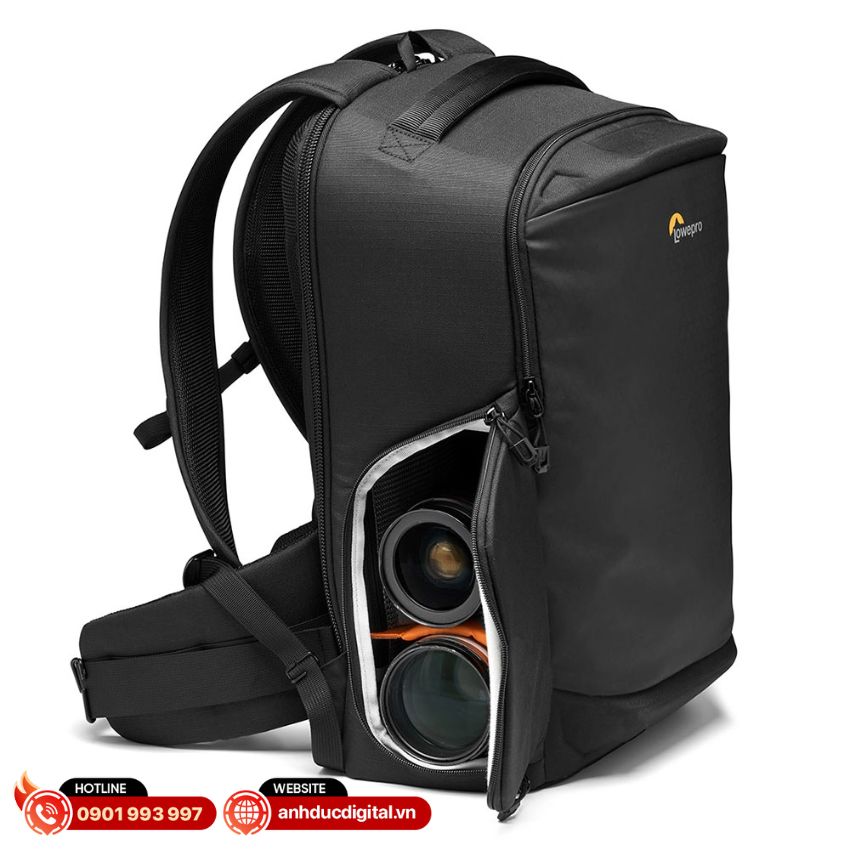 Thiết kế bên hông tiện lợi của Lowepro Flipside 400 AW III