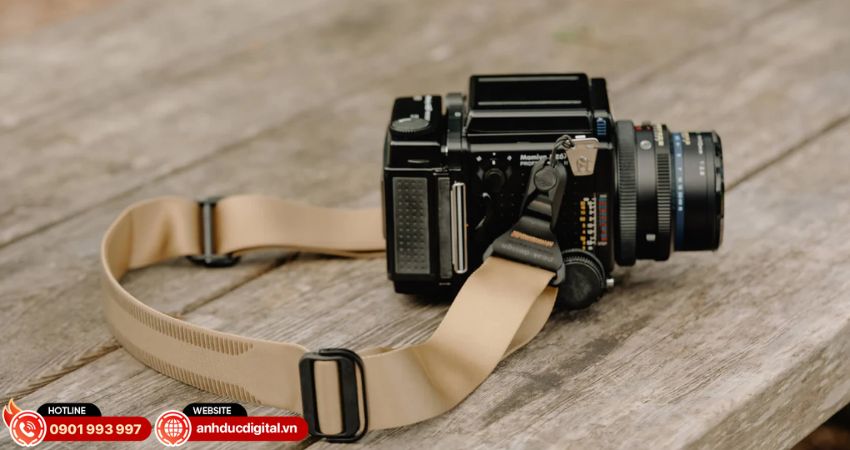 Peak Design Slide SL 3 tương thích với hầu hết thiết bị